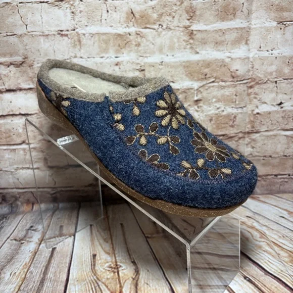 Taos Woolderness 2 EUR 40 US 9 -9.5 Navy Boiled Wool Cork Slip On Clog Slipper - Picture 1 of 12